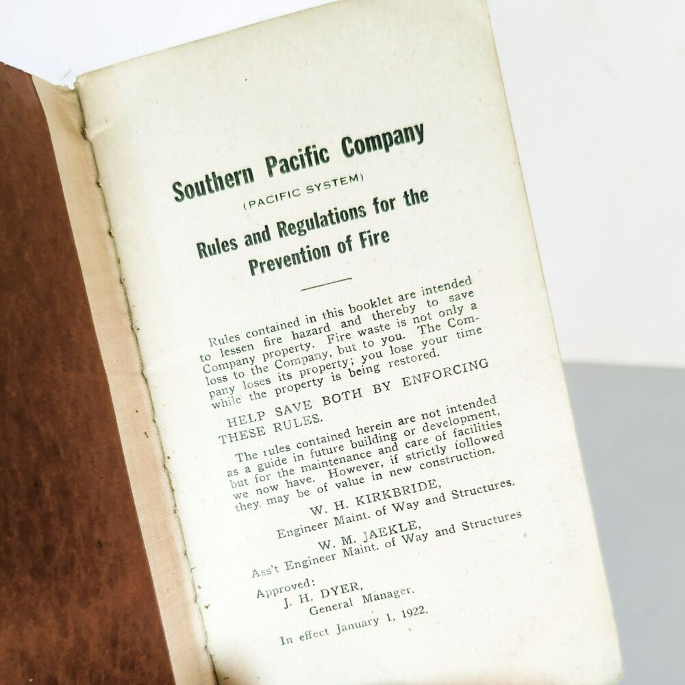 Southern Pacific Company Fire Regulations Manual 1922 - Picture 5 of 5